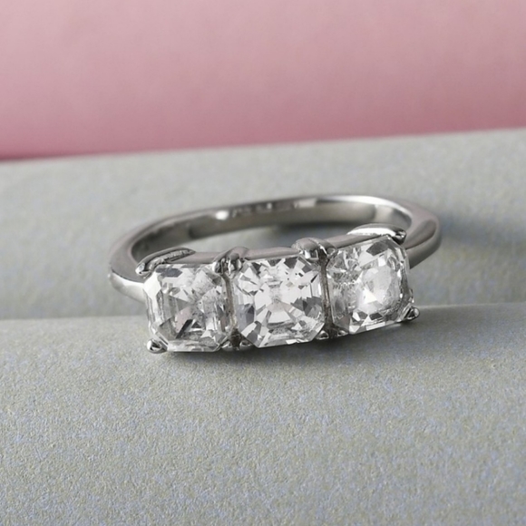 NEW White Sapphire 3 Stone Ring in Stainless Steel - Picture 8 of 13